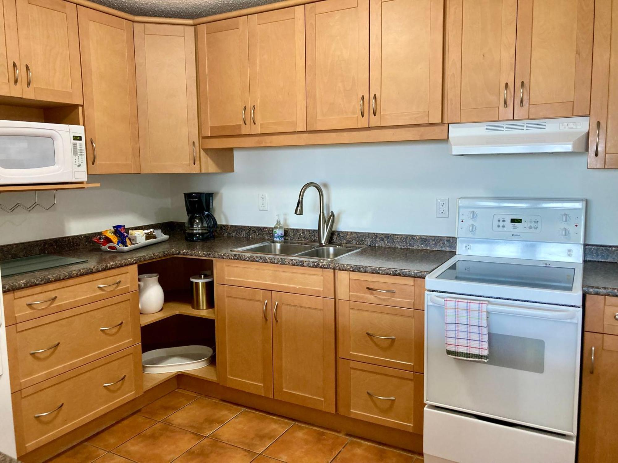 Shorewater Resort Beachfront Studio - 2 Beds Qualicum Beach Exterior foto
